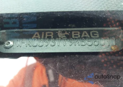 2009 Ford Escape Xlt from USA, damaged, VIN 1FMCU93779KB56077